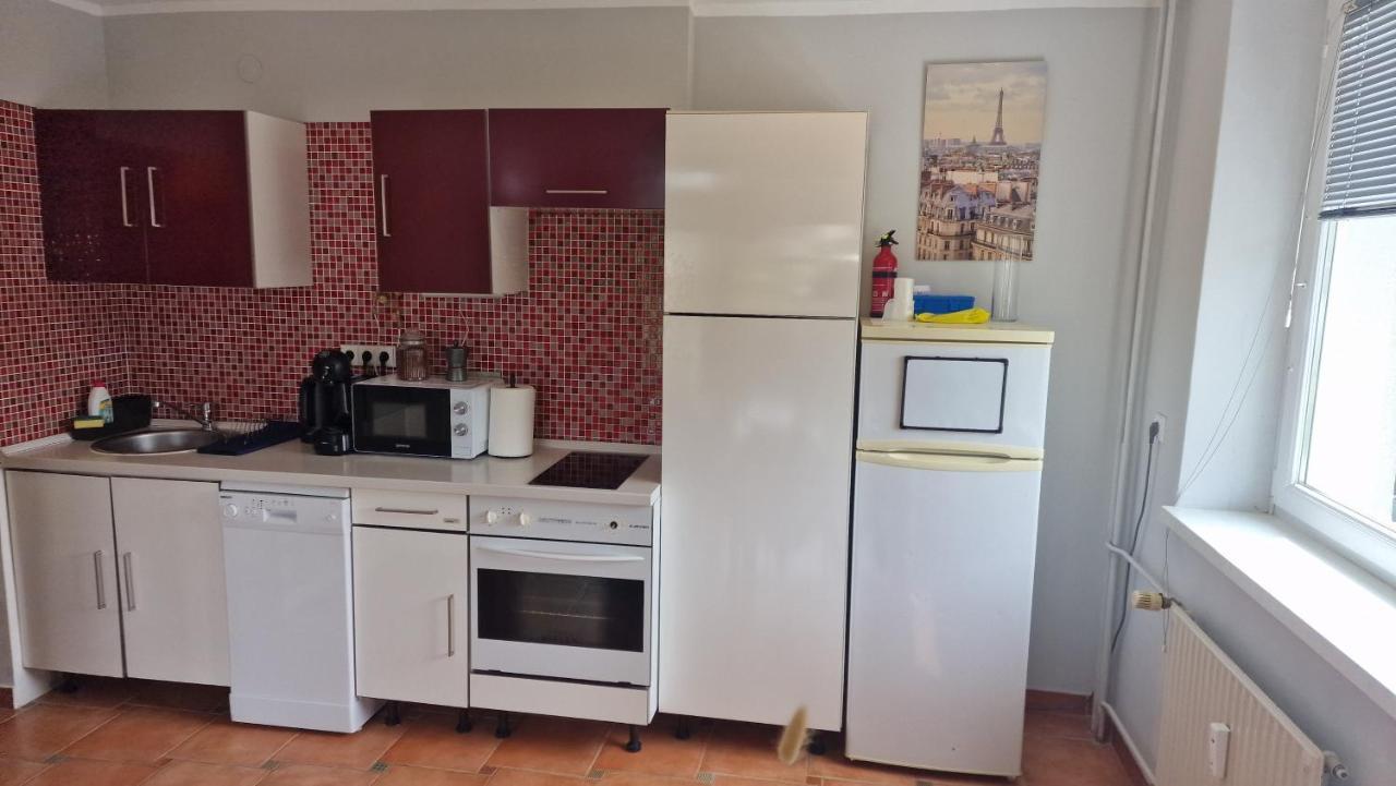 Lovely Condo With Free Parking Ljubljana Exterior photo